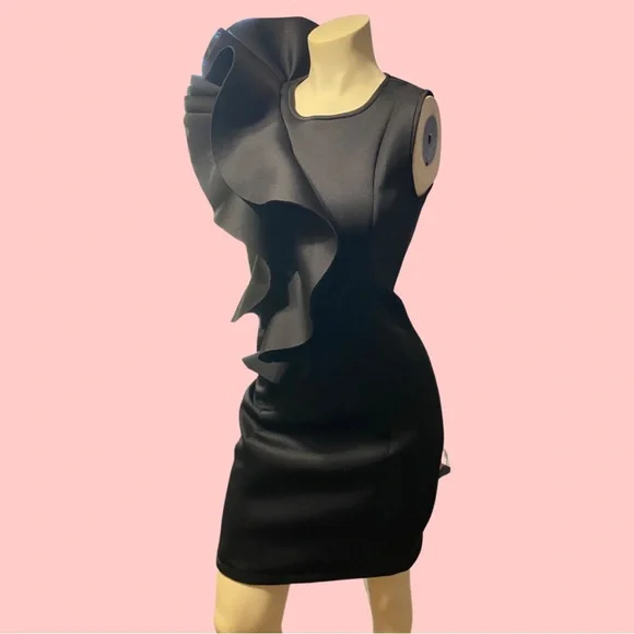 New York & Company black asymmetrical ruffle sleeveless cocktail dress